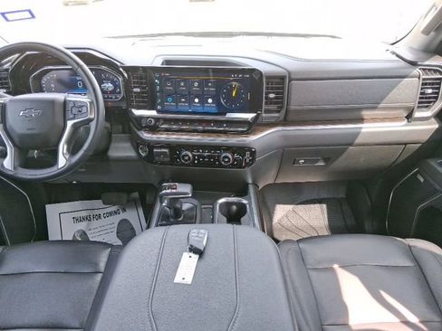 Used 2023 Chevrolet Silverado 1500 RST image 11