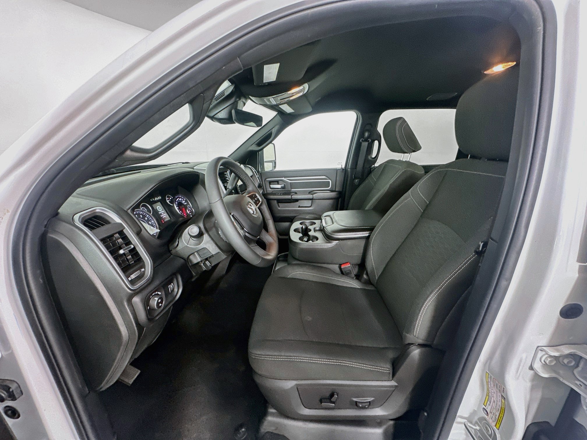 Used 2026 RAM 2500 Big Horn AWD/4WD image 13