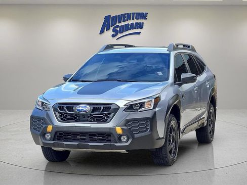 Certified 2025 Subaru Outback Wilderness AWD/4WD image 5