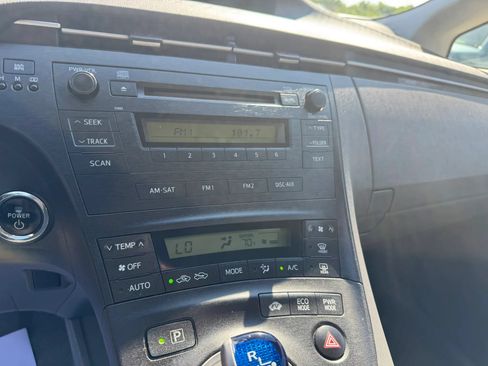 Used 2010 Toyota Prius FWD image 16