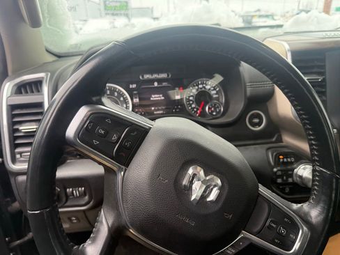 Used 2022 RAM 1500 Laramie image 10