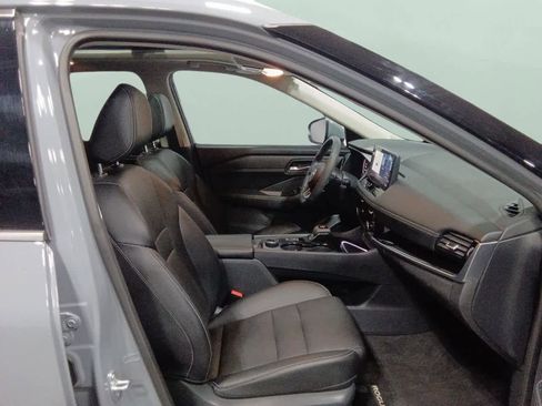 Used 2024 Nissan Rogue SL w/ SL Premium Package image 20