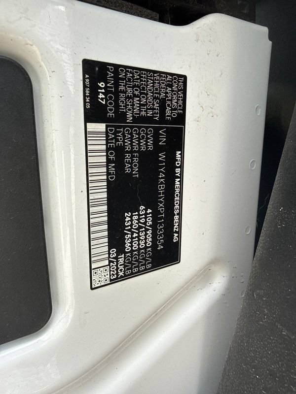 Used 2023 Mercedes-Benz Sprinter 2500 image 33