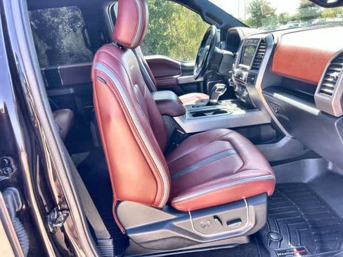 Used 2018 Ford F150 Platinum w/ Equipment Group 701A Luxury RWD image 12
