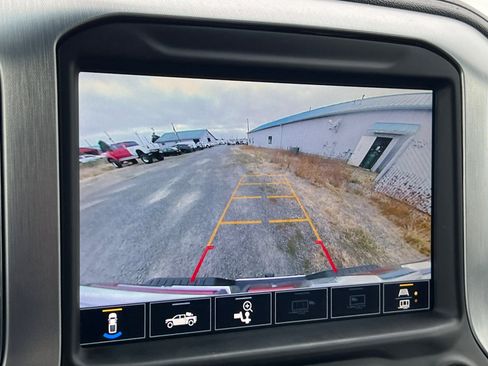 Used 2022 GMC Sierra 3500 SLT image 18