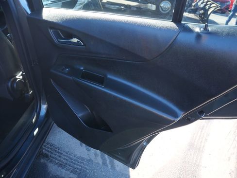 Used 2021 Chevrolet Equinox LT image 27