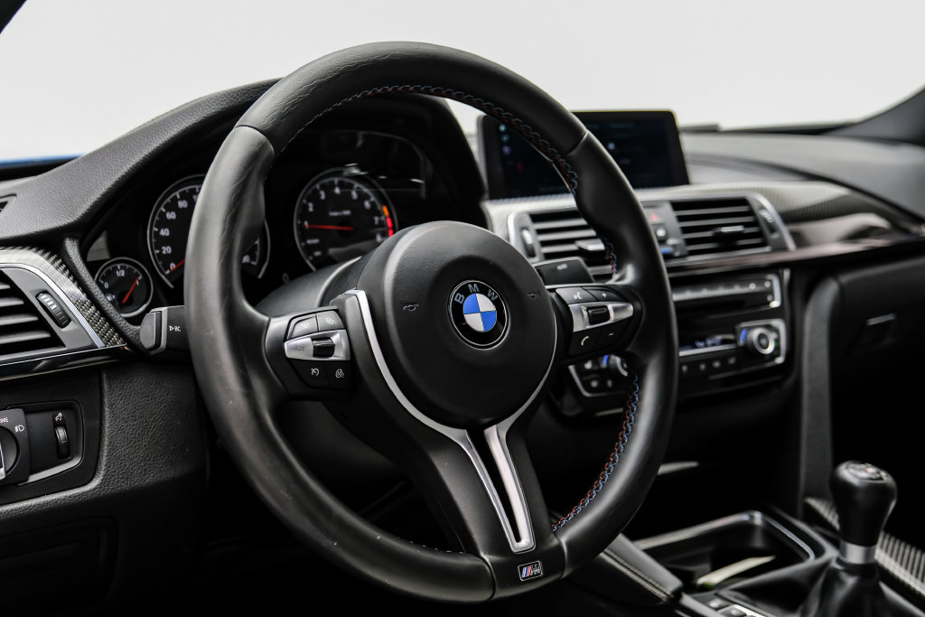 Used 2018 BMW M3 RWD image 18