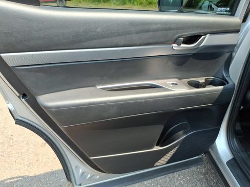 Used 2022 Hyundai Palisade SEL FWD image 16