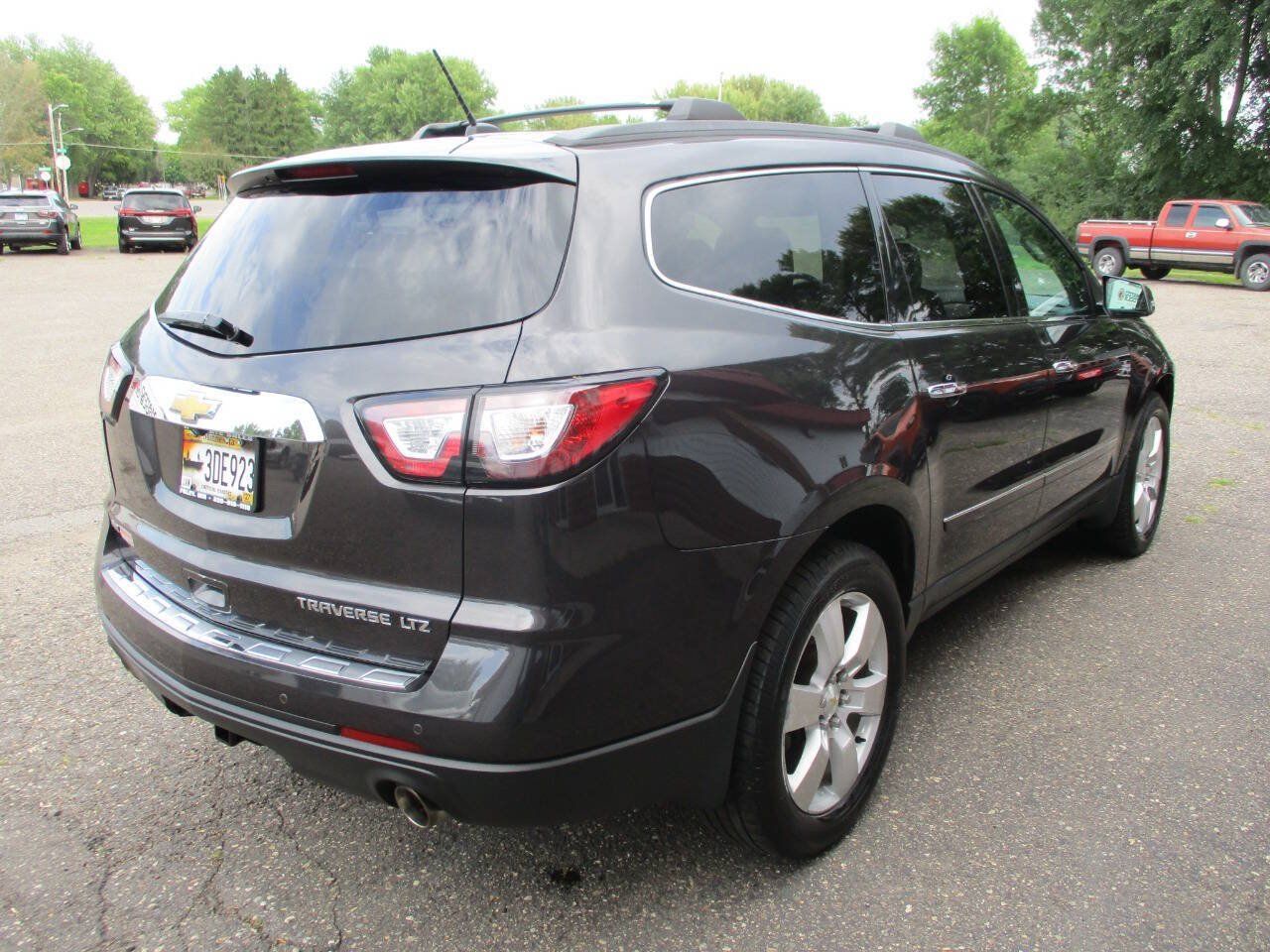 Used 2013 Chevrolet Traverse LTZ AWD/4WD image 10