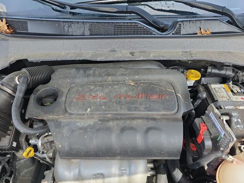 Used 2022 Jeep Compass Latitude w/ Sun and Sound Group AWD/4WD image 26