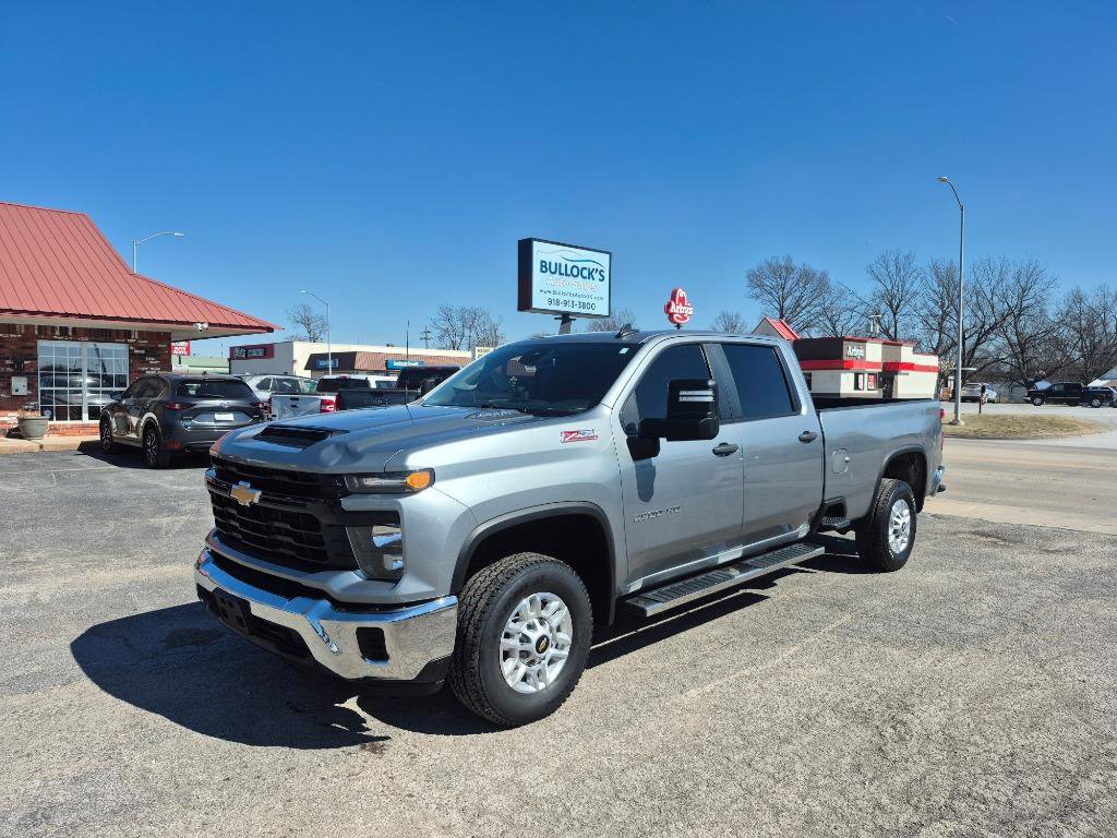 Used 2024 Chevrolet Silverado 2500 W/T w/ WT Convenience Package AWD/4WD image 1