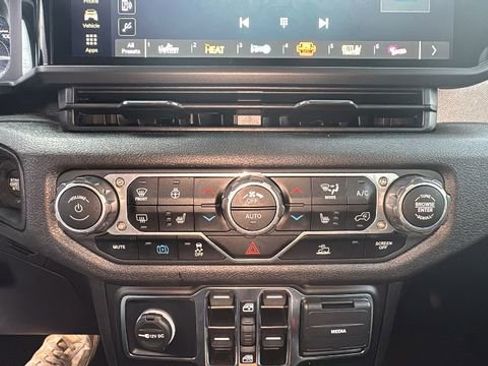 Used 2025 Jeep Wrangler Unlimited Sport S 4xe image 22