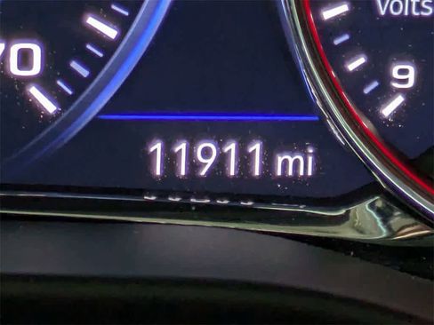 Used 2023 GMC Acadia Denali w/ Black Diamond Edition image 46