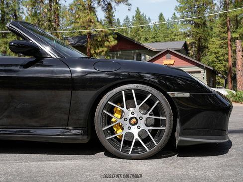 Used 2005 Porsche 911 Turbo S image 11