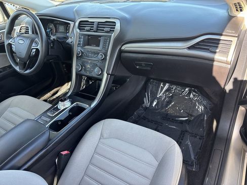 Used 2017 Ford Fusion S FWD image 11
