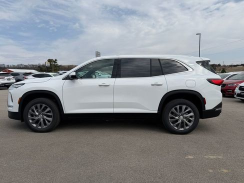 New 2026 Buick Enclave Preferred AWD/4WD image 2