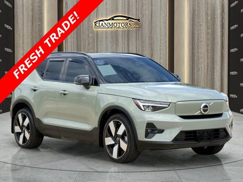 Used 2023 Volvo XC40 Recharge Ultimate AWD/4WD image 1