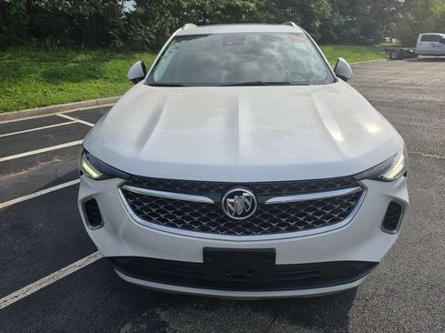Used 2023 Buick Envision Avenir FWD image 2