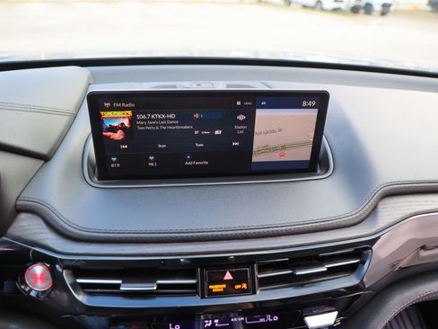 Used 2023 Acura MDX SH-AWD w/ Advance Package image 21