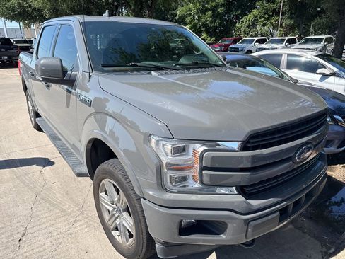 Used 2018 Ford F150 Lariat w/ Equipment Group 502A Luxury AWD/4WD image 2