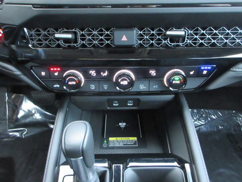 Used 2025 Honda Accord Touring image 44