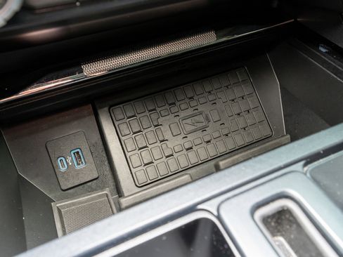 Used 2024 Ford F150 Platinum w/ Equipment Group 703A Plus image 35