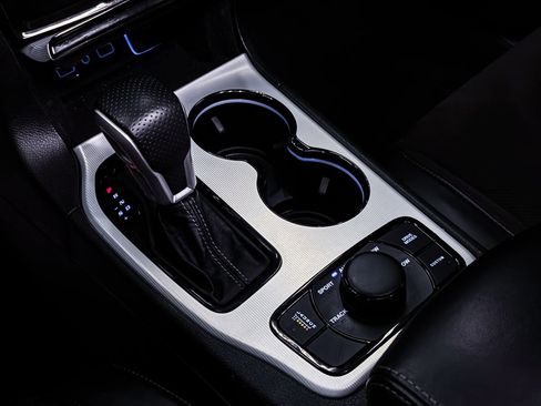 Used 2021 Jeep Grand Cherokee Trackhawk AWD/4WD image 50