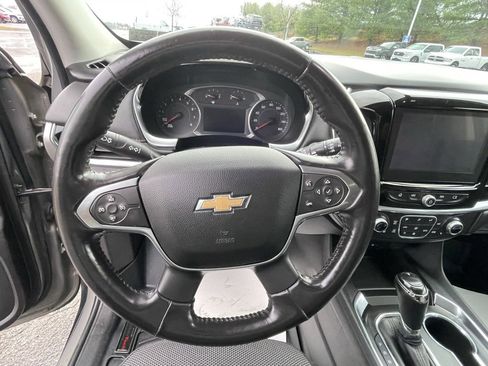 Used 2018 Chevrolet Traverse LT image 35