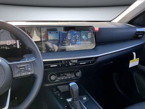 New 2026 Nissan Kicks SV image 6