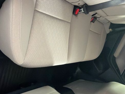 Used 2018 Subaru Forester 2.5i Premium AWD/4WD image 21