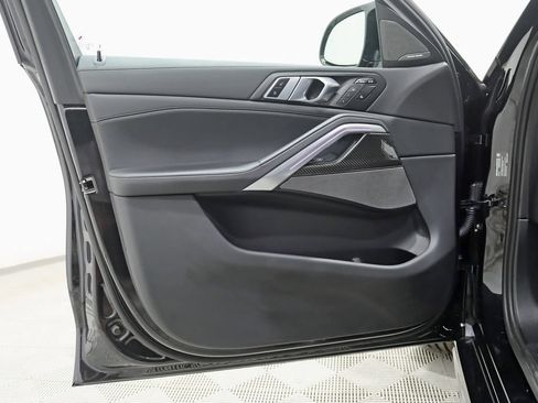 Used 2025 BMW X6 M60i AWD/4WD image 39