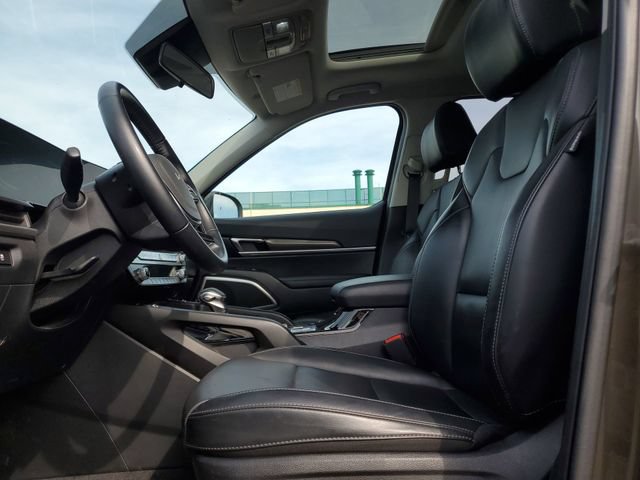 Used 2025 Kia Telluride S FWD image 20