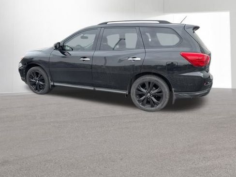 Used 2018 Nissan Pathfinder SL w/ Midnight Edition Package image 7