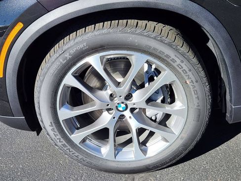 Used 2026 BMW X5 xDrive50e AWD/4WD image 7