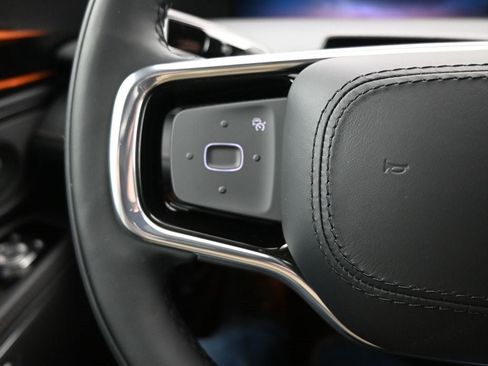 New 2025 Lincoln Nautilus Premier w/ Equipment Group 102A image 26