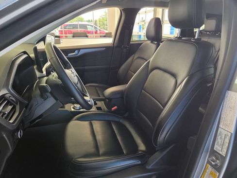 Used 2024 Ford Escape Platinum AWD/4WD image 18