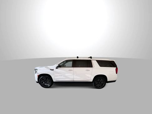 Used 2021 GMC Yukon XL Denali w/ Denali Ultimate Package AWD/4WD image 5