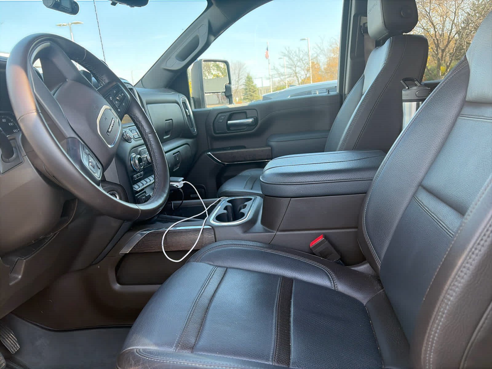 Used 2023 GMC Sierra 3500 Denali w/ Denali Ultimate Package AWD/4WD image 6