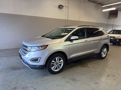Used 2015 Ford Edge SEL w/ Equipment Group 201A AWD/4WD image 3