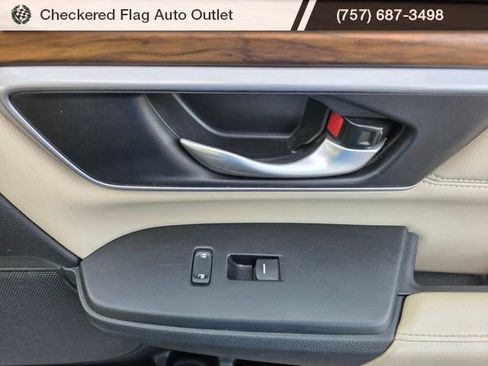 Used 2017 Honda CR-V Touring image 48