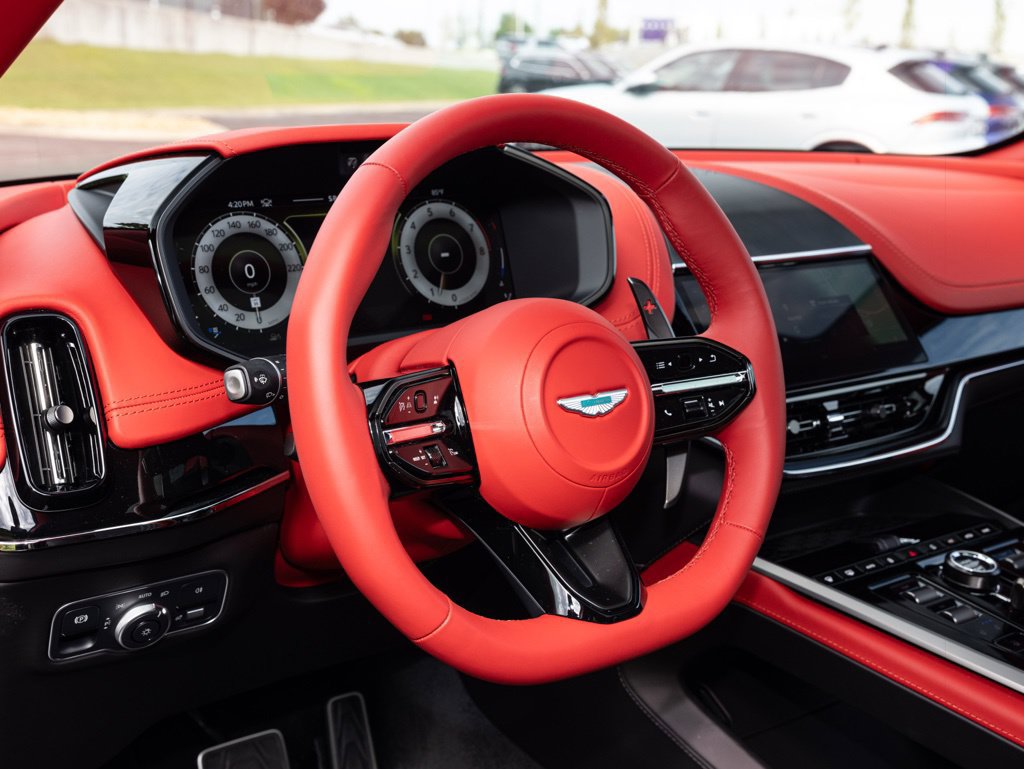 Used 2026 Aston Martin DBX 707 AWD/4WD image 21