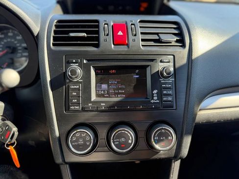 Used 2013 Subaru Crosstrek 2.0i Limited w/ Popular Pkg 2 image 31