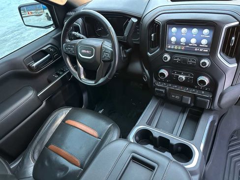 Used 2021 GMC Sierra 1500 AT4 w/ Technology Package AWD/4WD image 11