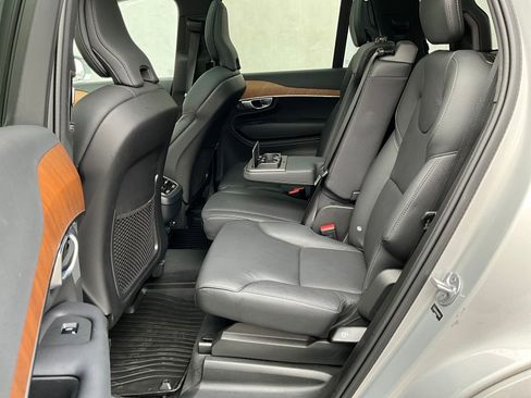 Certified 2024 Volvo XC90 B6 Core w/ Protection Package Premier image 31