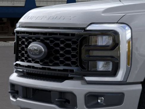 New 2026 Ford F250 XLT w/ XLT Premium Package image 17