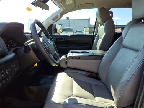 Used 2020 Toyota Tundra SR image 23
