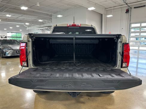 Used 2023 Chevrolet Colorado ZR2 w/ ZR2 Convenience Package III AWD/4WD image 42