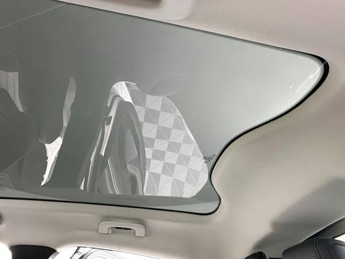 Used 2021 Ford Mustang Mach-E Premium image 32