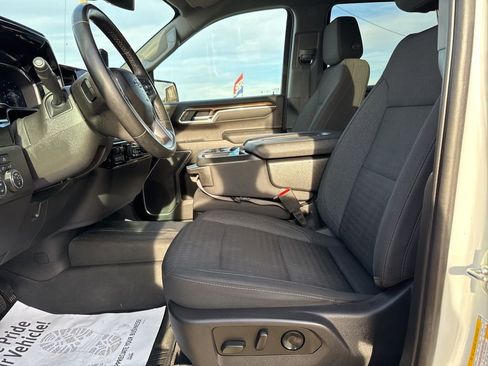 Used 2023 Chevrolet Silverado 1500 RST w/ Z71 Off-Road Package image 8