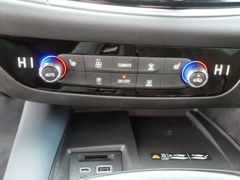 Used 2023 Buick Enclave Essence w/ Experience Buick Package image 23